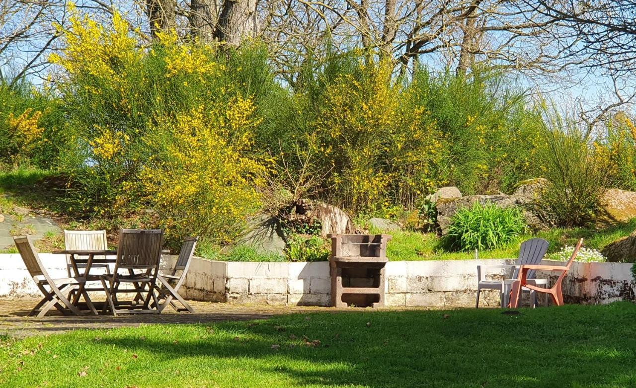 Le Grand Domaine Du Rocher Bonnemain Exterior foto